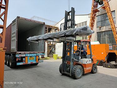 fertilizer packing scale delivery_副本.jpg