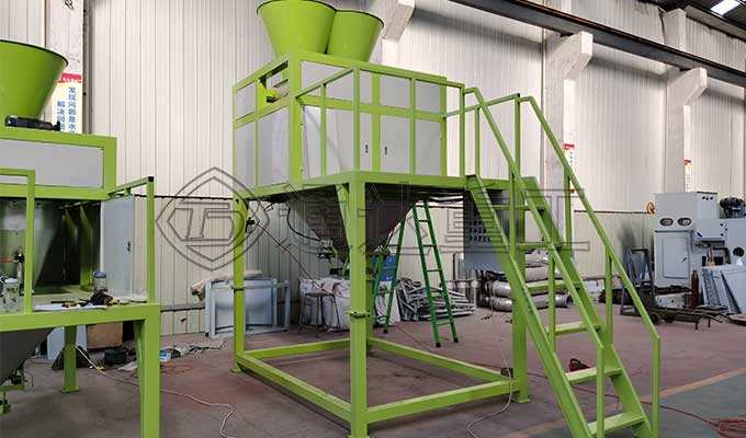 sheep dung organic fertilizer packing machine.jpeg